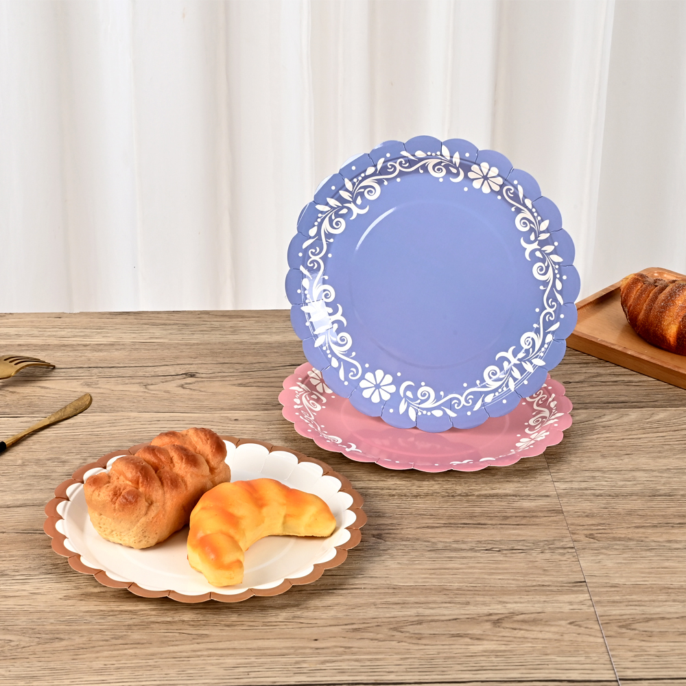 High-quality, customizable, and logo-printed disposable paper plates—ideal for cake shops and parties.