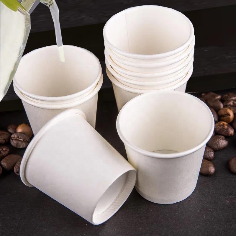 Disposable paper cups suitable for coffee shops, offices, and exhibitions; ideal for serving hot and cold beverages such as coffee, milk tea, and juice.