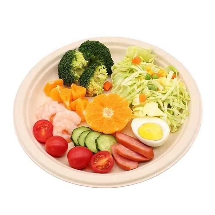 High-quality food-grade eco-friendly white paper plates are suitable for wedding parties.